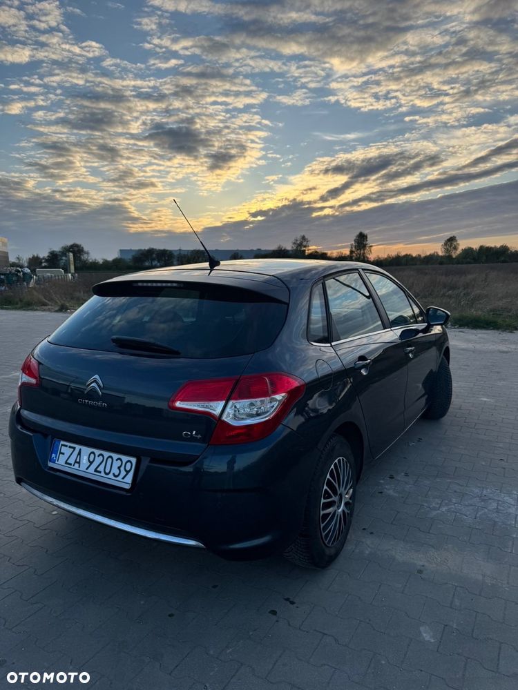Citroën C4 VTi 95 Attraction - 3