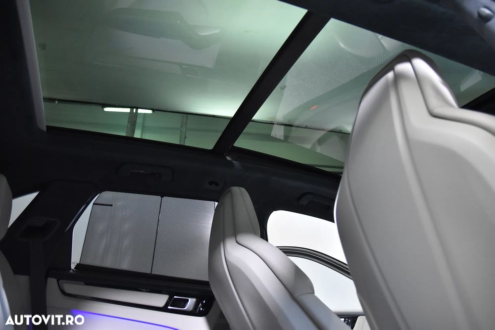 Porsche Cayenne Turbo - 25