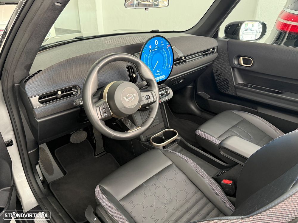 MINI Cabrio C Favoured S - 14