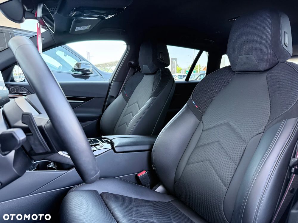 BMW Seria 5 540d xDrive - 29
