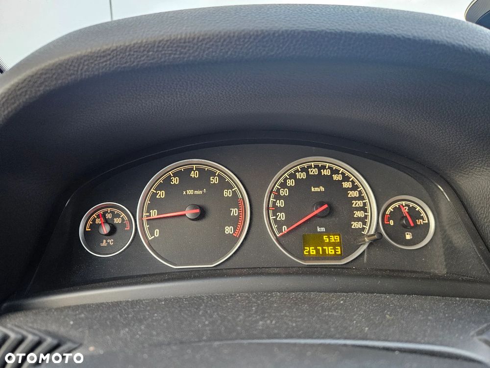 Opel Vectra 2.0 T - 11