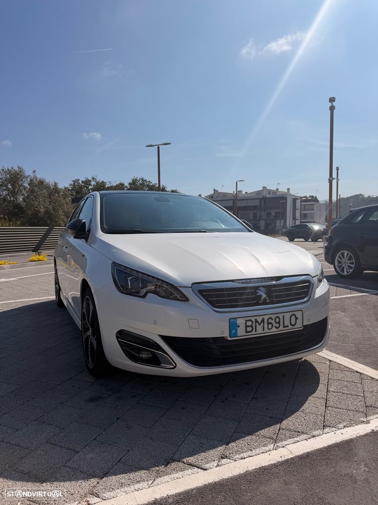 Peugeot 308 1.2 PureTech GT Line - 4