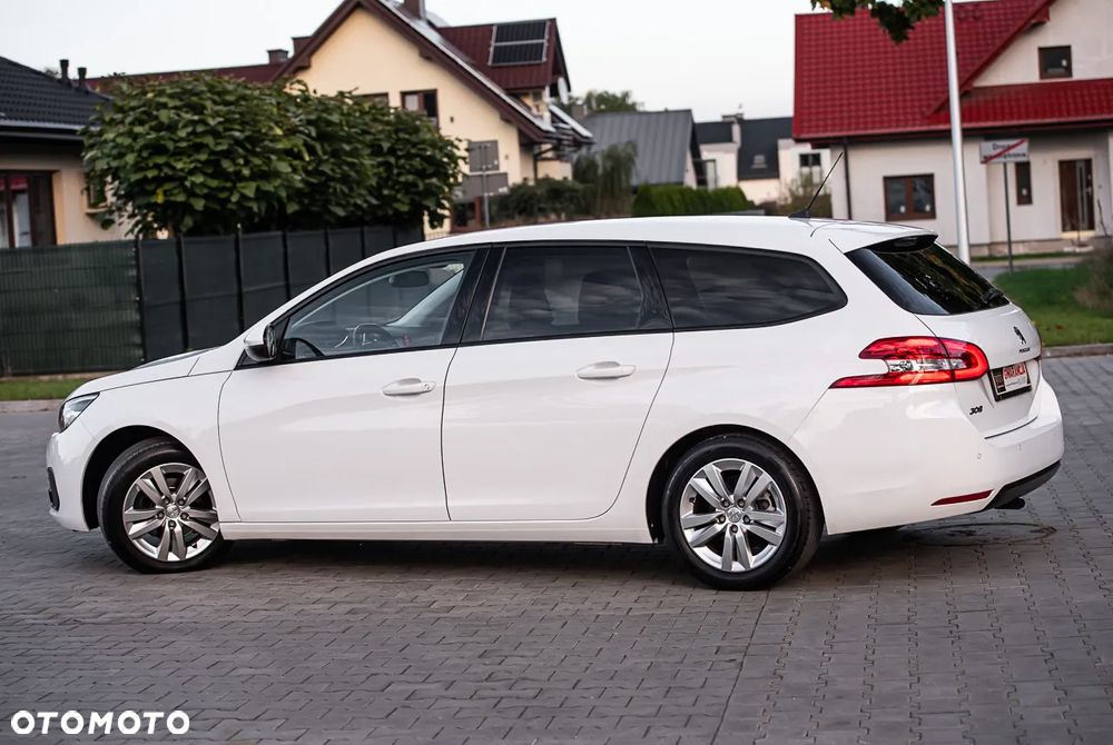 Peugeot 308 1.5 BlueHDi Allure Pack S&S - 11