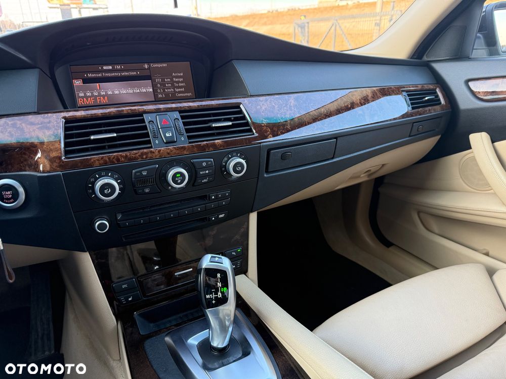 BMW Seria 5 530d xDrive Edition Exclusive - 35