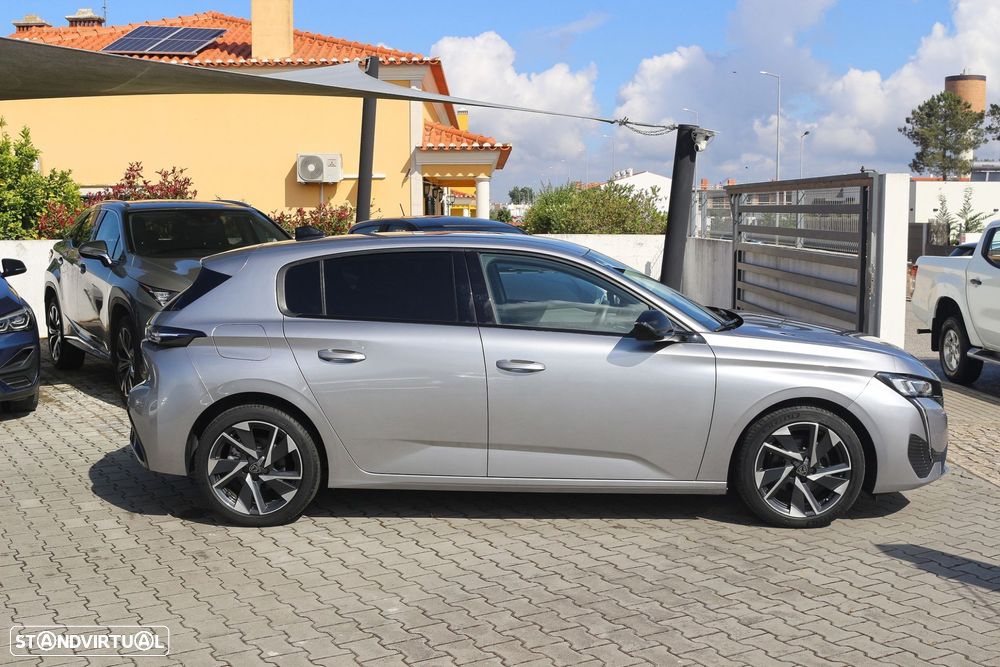 Peugeot 308 1.2 PureTech Allure EAT8 - 28