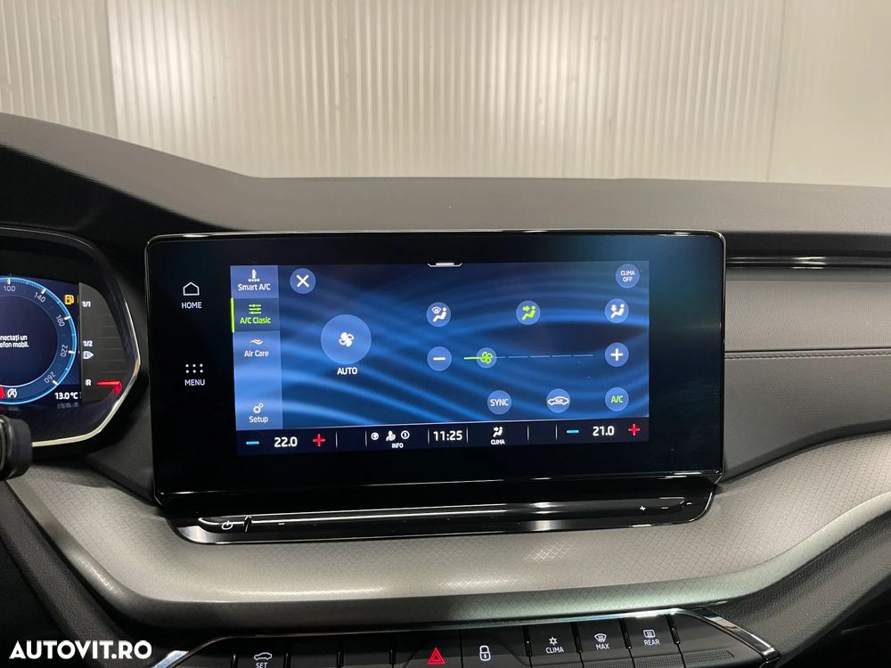 Skoda Octavia Combi 2.0 TDI DSG Ambition - 15