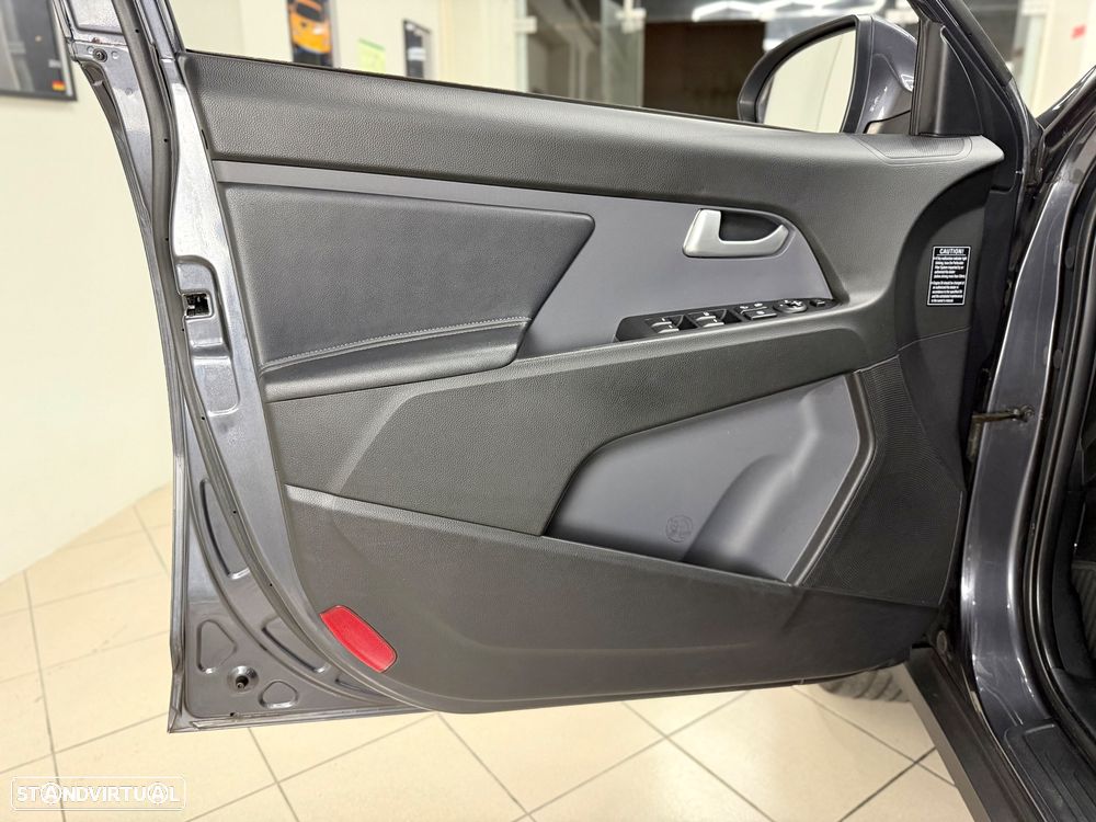 Kia Sportage 1.7 CRDI ISG Prime - 11