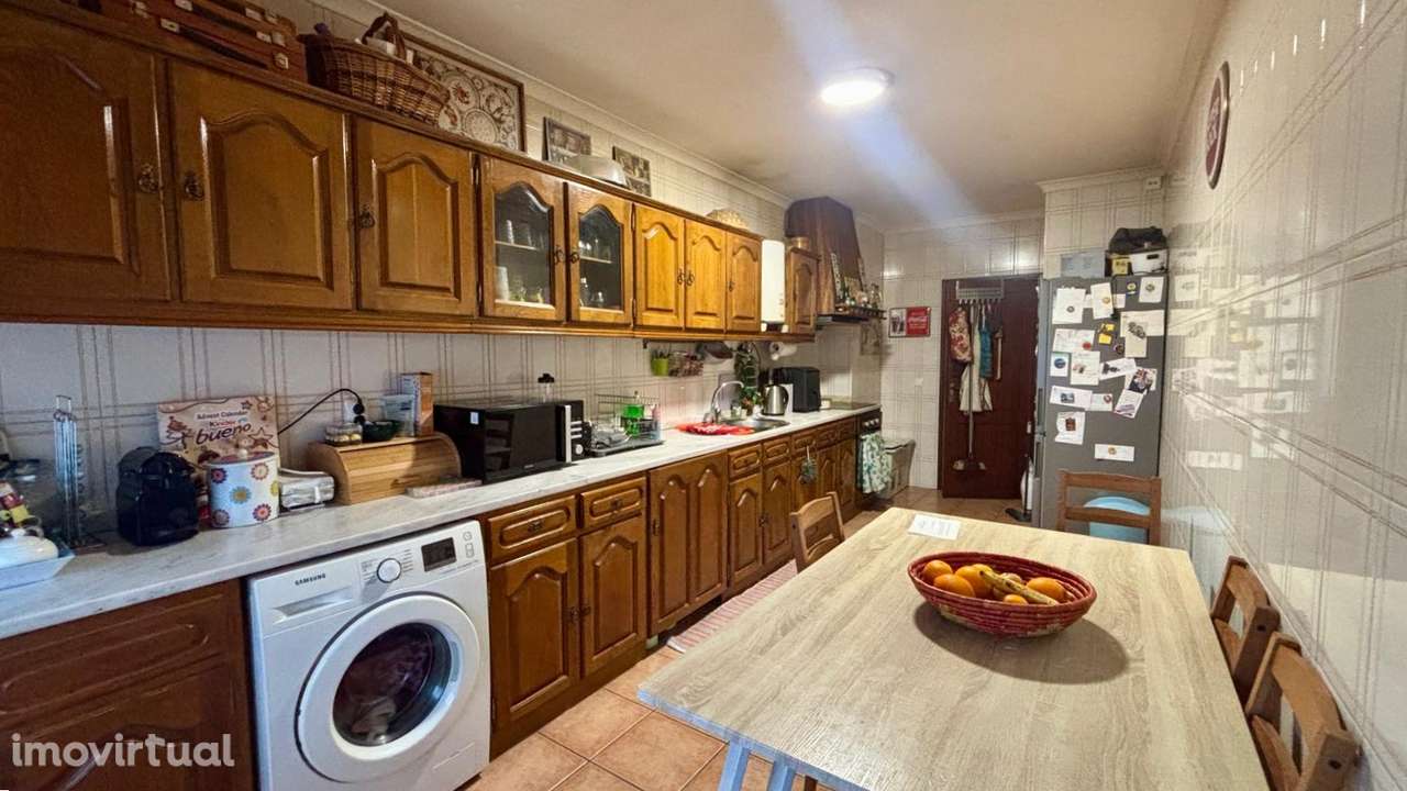 Apartamento T3 localizado na Av Benjamim Araújo, São João da Madeira - Grande imagem: 3/20