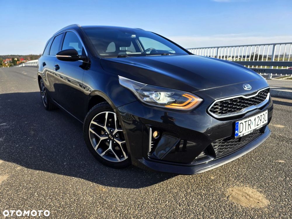 Kia Ceed 1.6 CRDi GT Line - 1