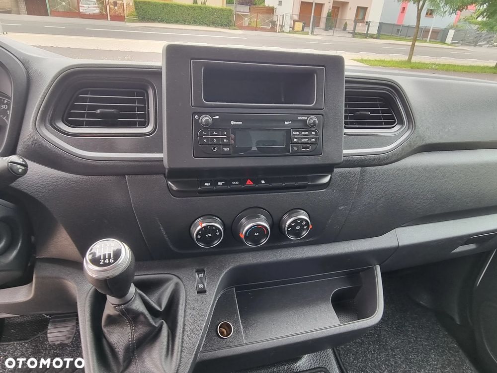 Renault Master - 10