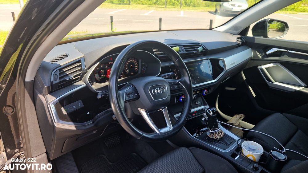 Audi Q3 2.0 35 TDI S tronic quattro S Line - 1