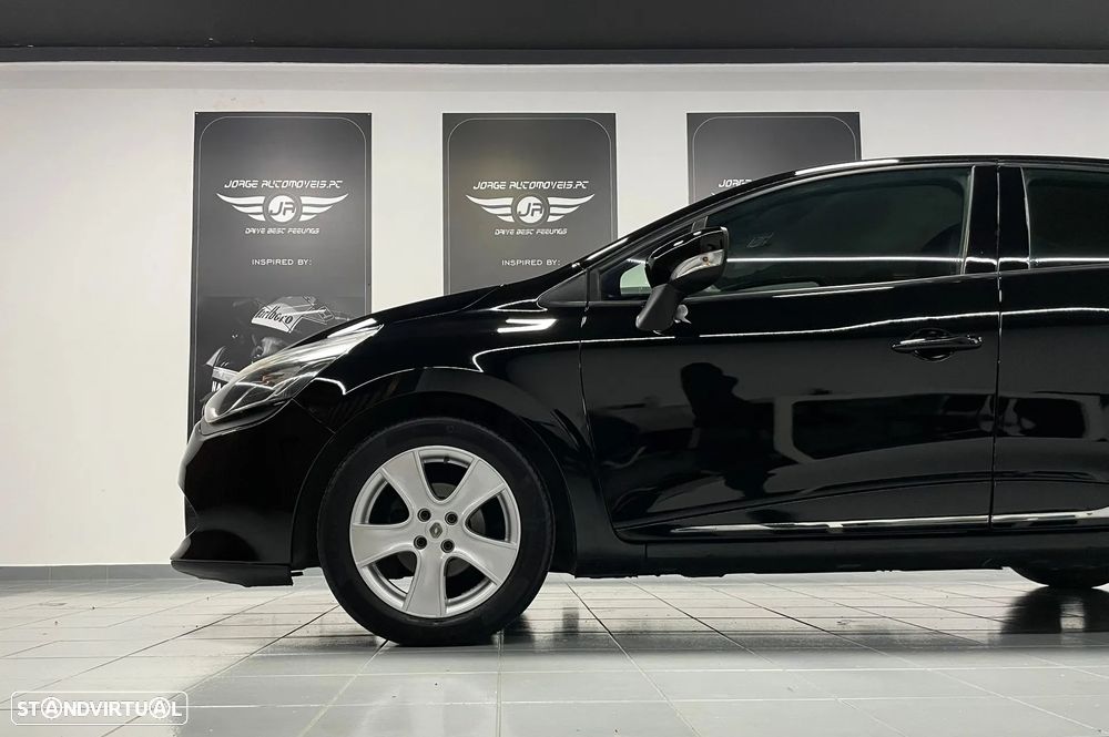 Renault Clio 0.9 TCE Dynamique S - 12
