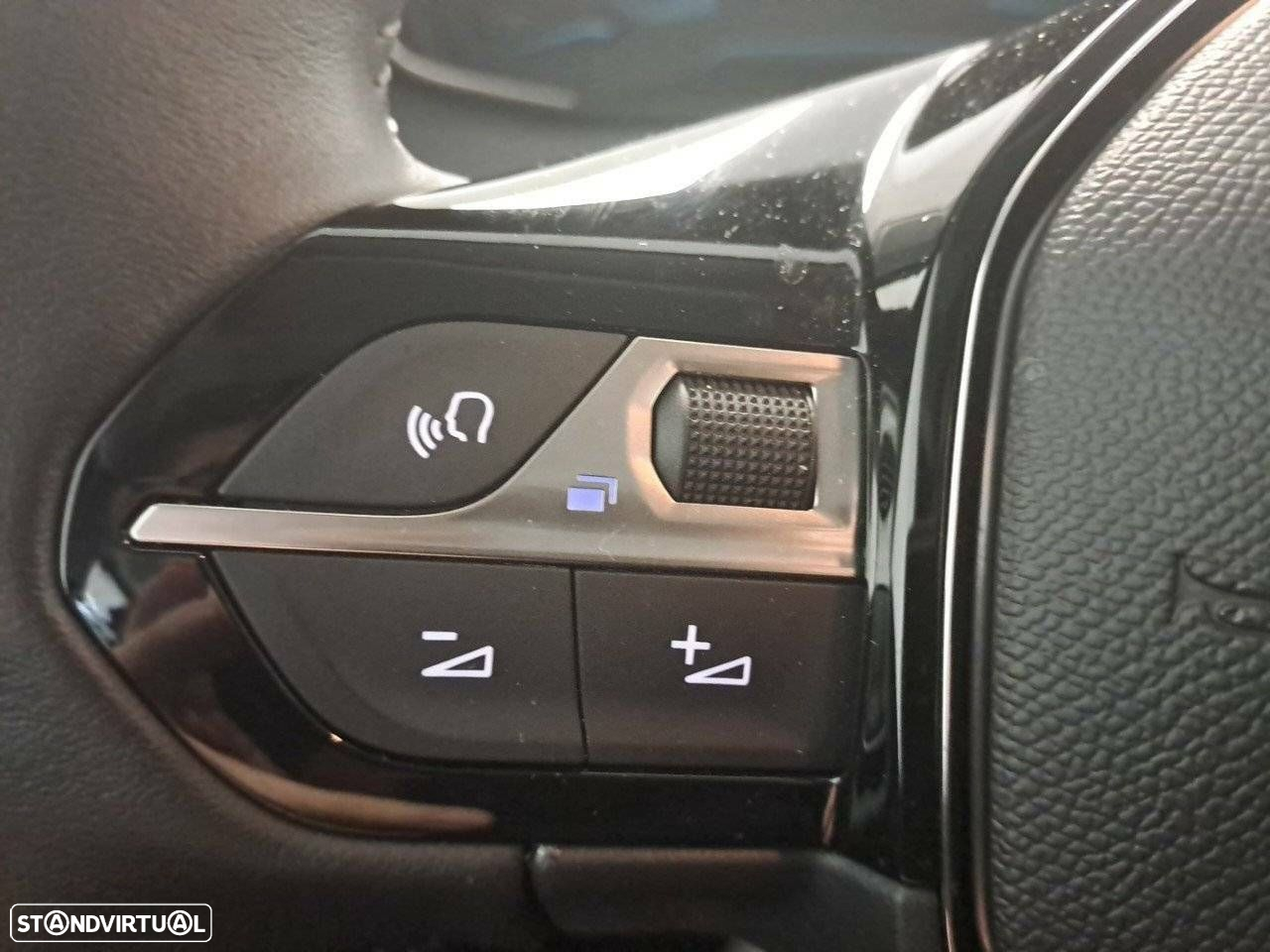 Peugeot e-208 50 kWh Active Pack - 16