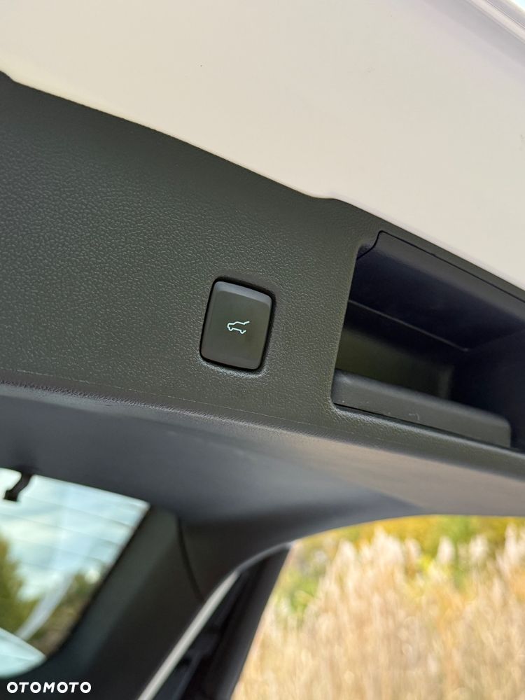 Ford Kuga 2.0 EcoBoost AWD ST-Line ASS - 35