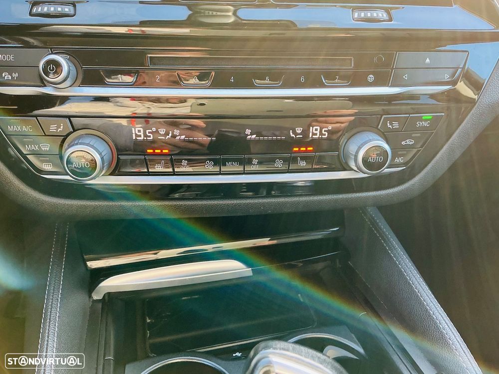 BMW 520 d Line Luxury Auto - 38