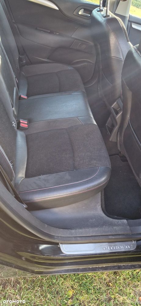 Citroën C4 1.6 HDi Exclusive - 9