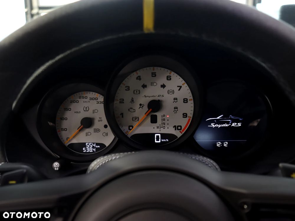 Porsche 718 Spyder - 19