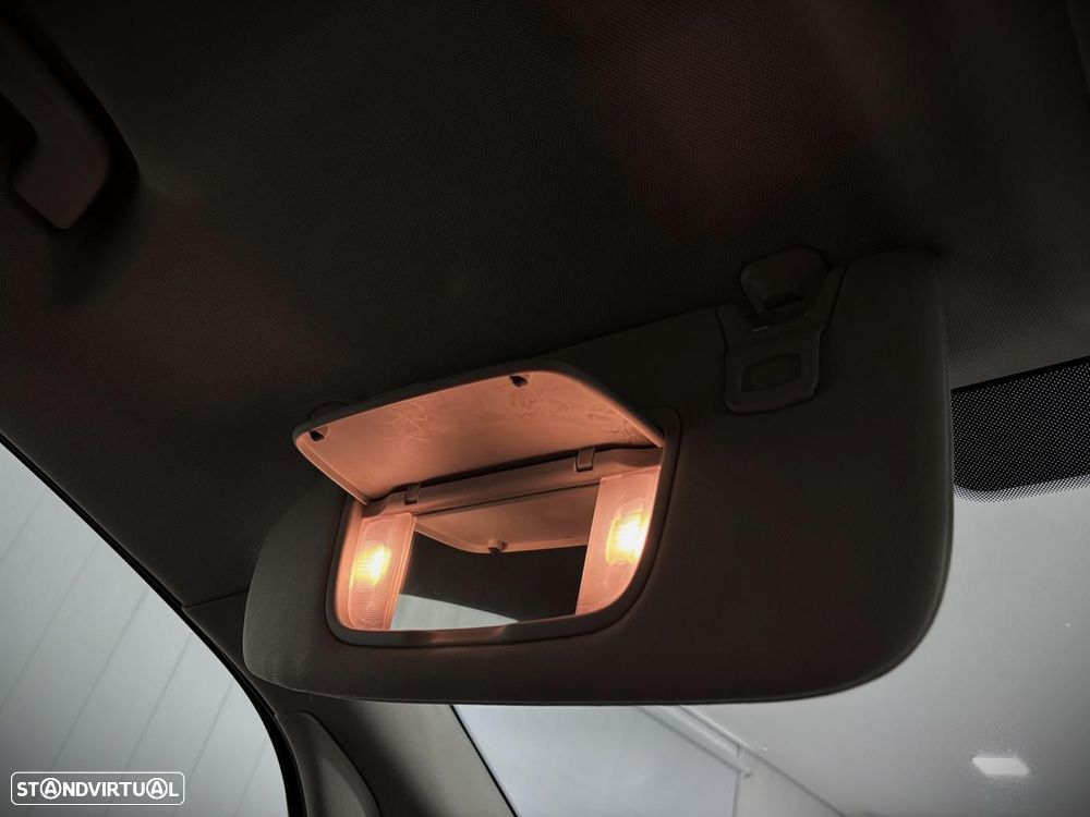 Ford S-Max 2.0 TDCi Titanium - 33