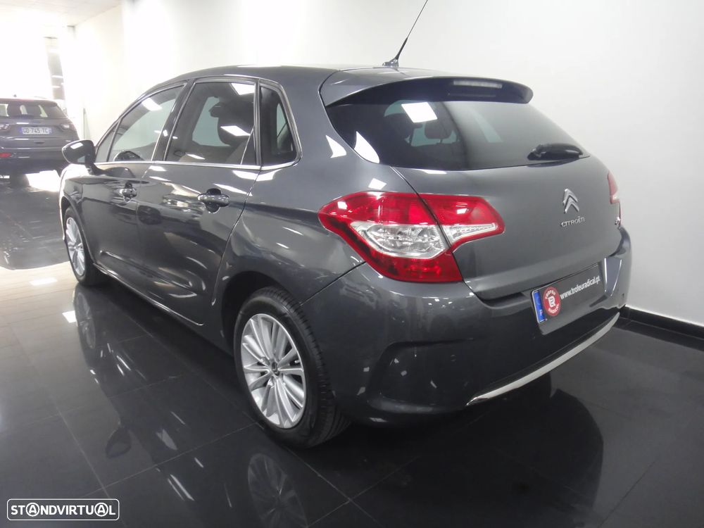 Citroën C4 1.6 HDi Exclusive - 6
