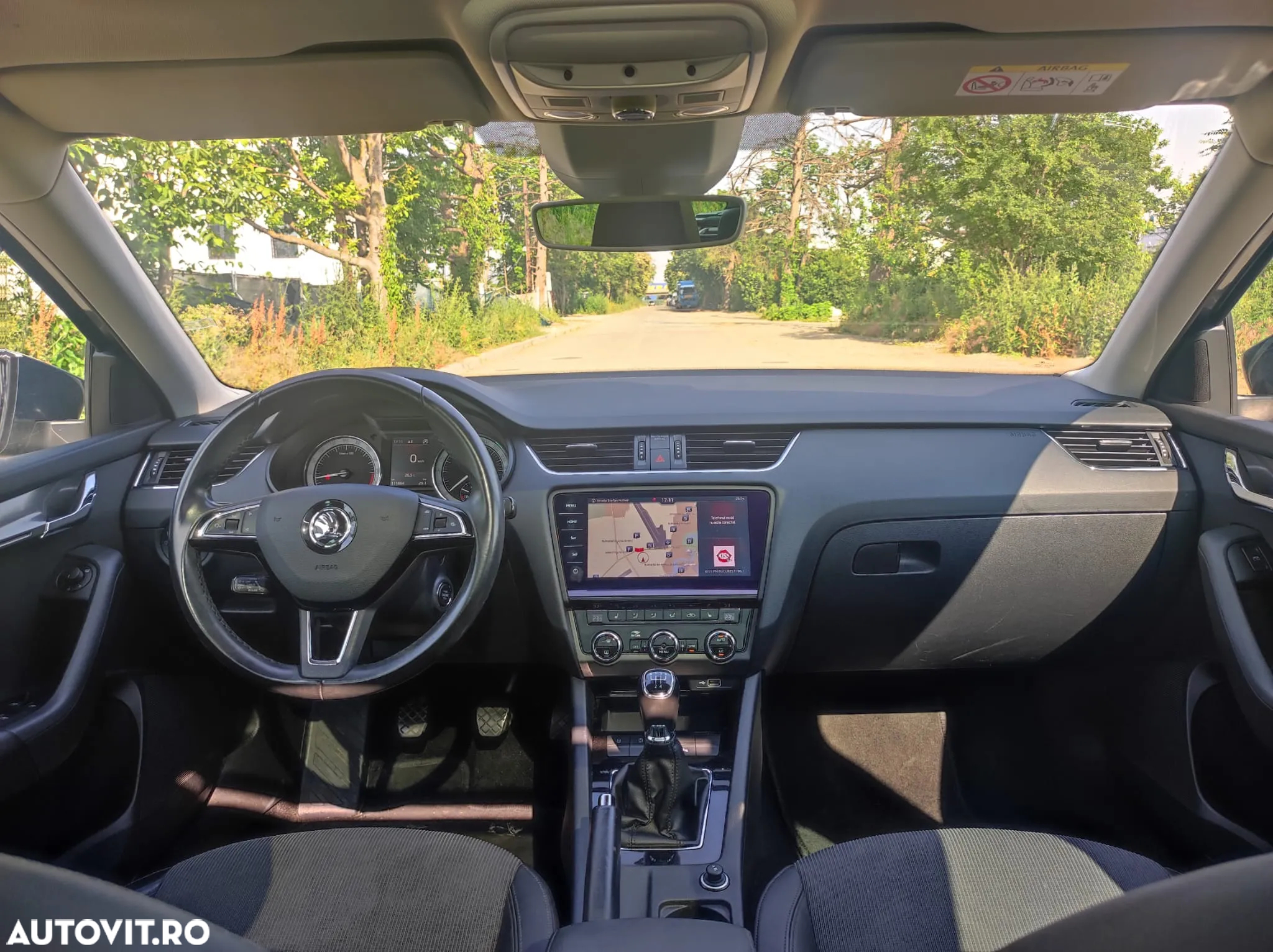 Skoda Octavia Combi Diesel 1.6 TDI Style - 2