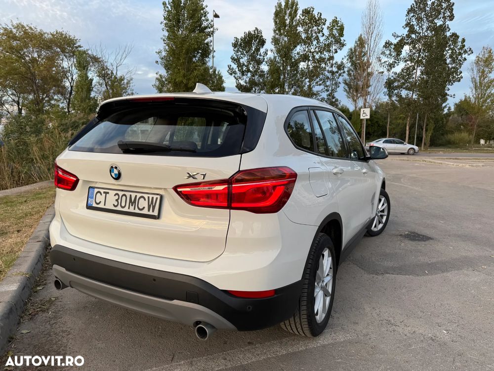 BMW X1 xDrive20d Aut. Sport Line - 11