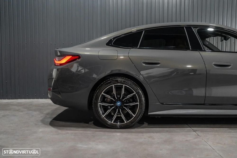 BMW i4 eDrive40 Pack Desportivo M Pro - 41