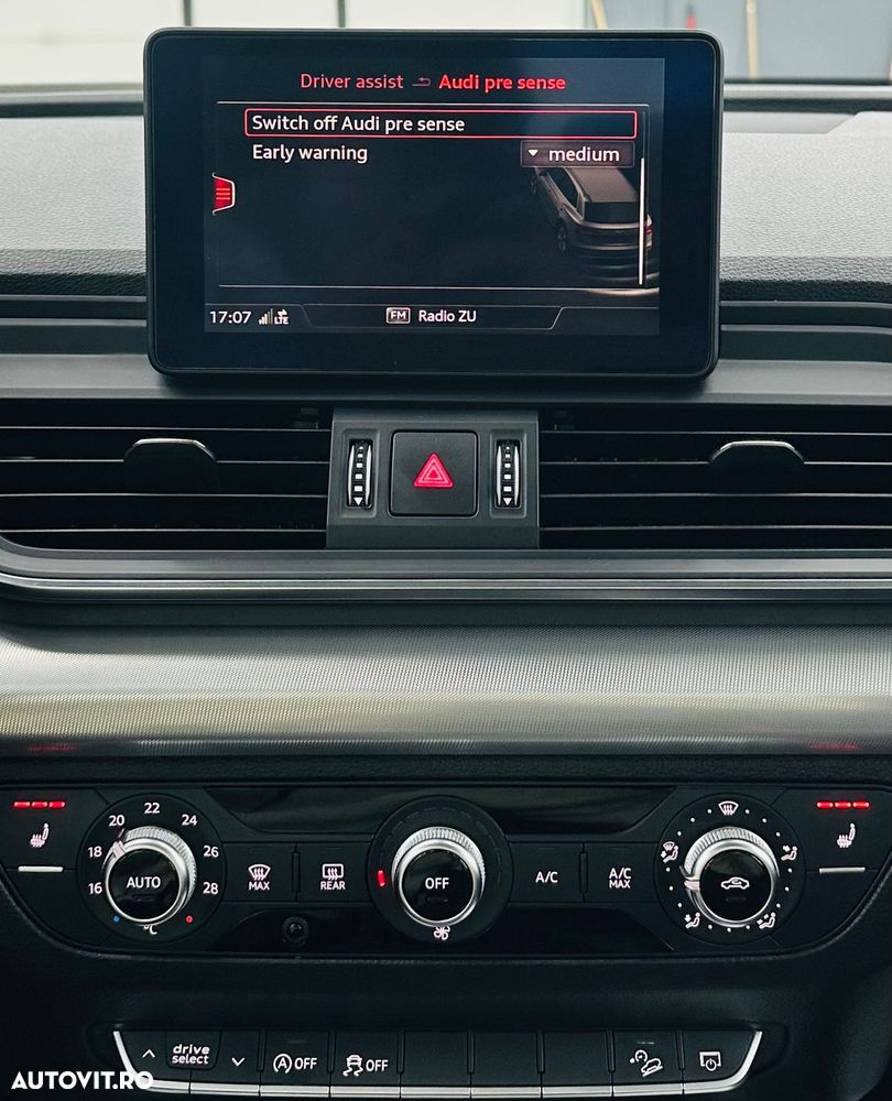 Audi Q5 35 TDI quattro S tronic sport - 24