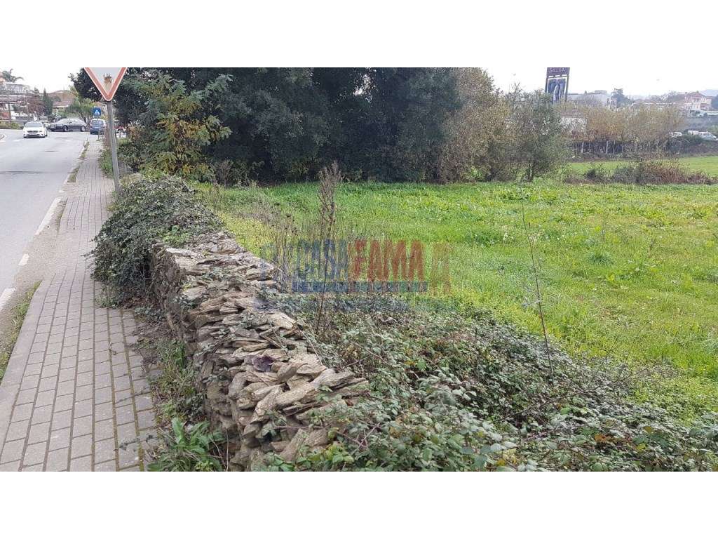 Terreno em Ribeirão - Vila Nova de Famalicão - Grande imagem: 3/4