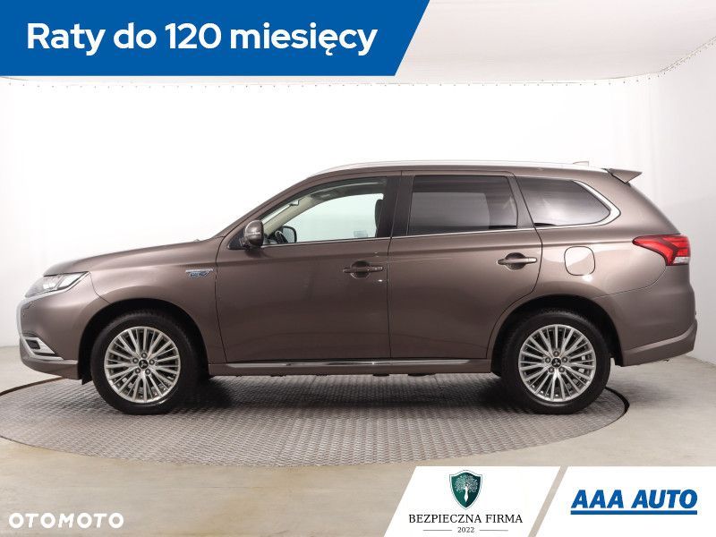 Mitsubishi Outlander - 4