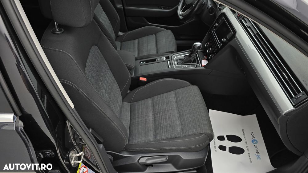 Volkswagen Passat 2.0 TDI DSG Comfortline - 19