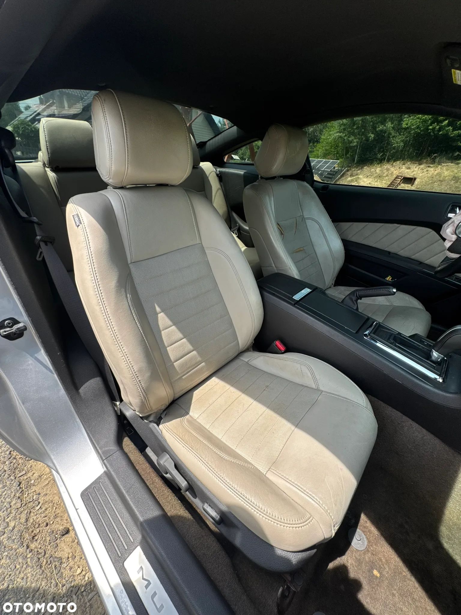 Ford Mustang 3.7 V6 Premium - 23
