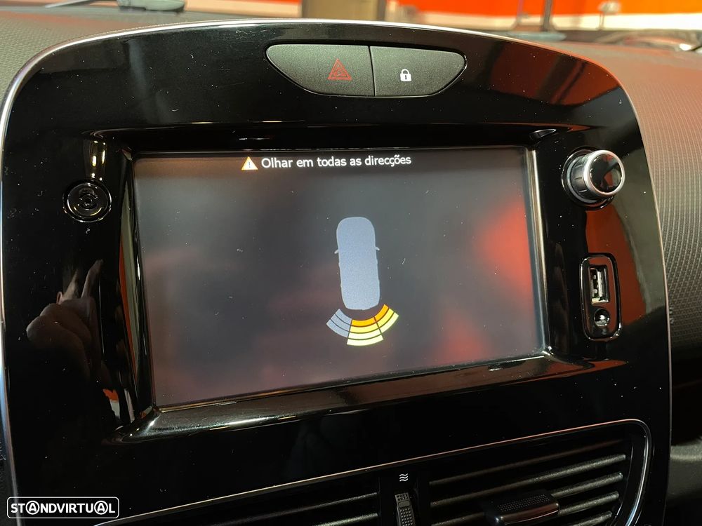 Renault Clio 1.5 dCi # - 20