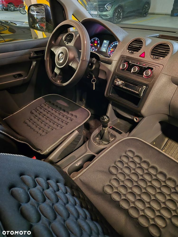 Volkswagen Caddy - 25
