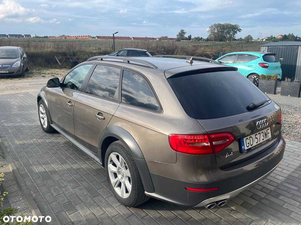 Audi A4 Allroad - 4
