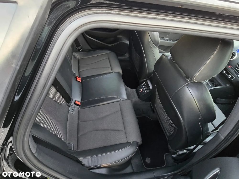 Audi A3 Sportback 1.6 TDI (clean diesel) S tronic S line Sportpaket - 23