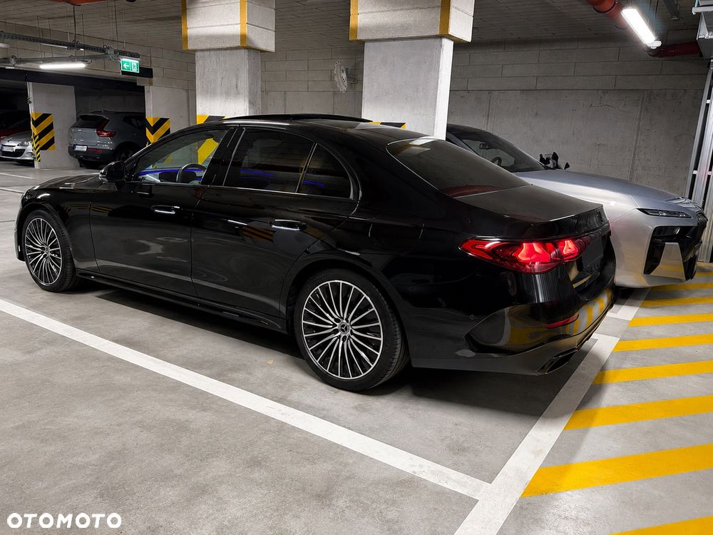 Mercedes-Benz Klasa E 300de 4Matic 9G-TRONIC AMG Line NIGHT Edition - 3