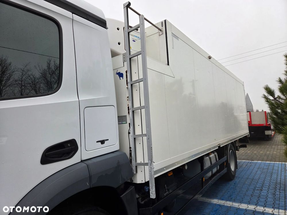 Mercedes-Benz atego antos - 26