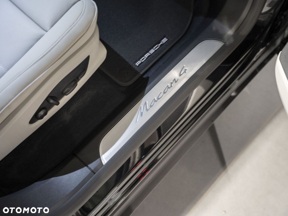 Porsche Macan - 20