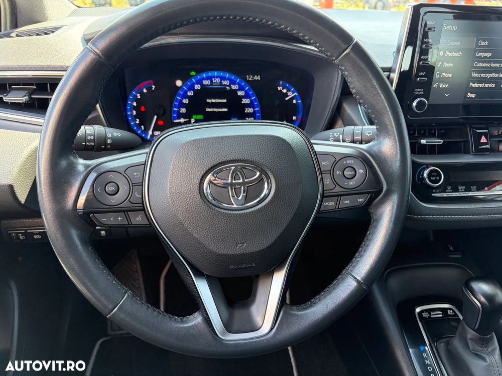 Toyota Corolla 1.8 HSD Dynamic - 18