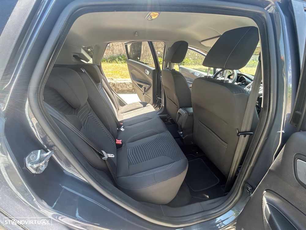 Ford Fiesta 1.0 Ti-VCT Titanium - 22