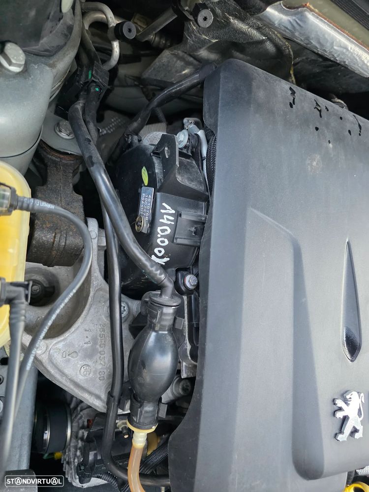 Peugeot 407 SW 2.2 HDi Executive - 14