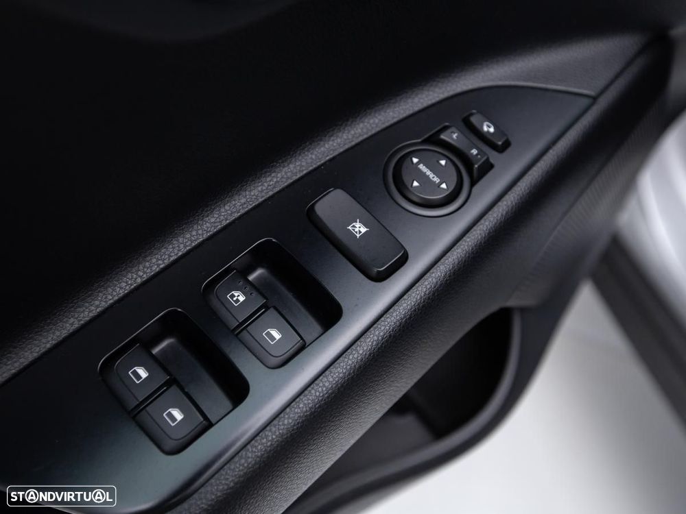 Kia Stonic 1.0 T-GDI Urban - 12