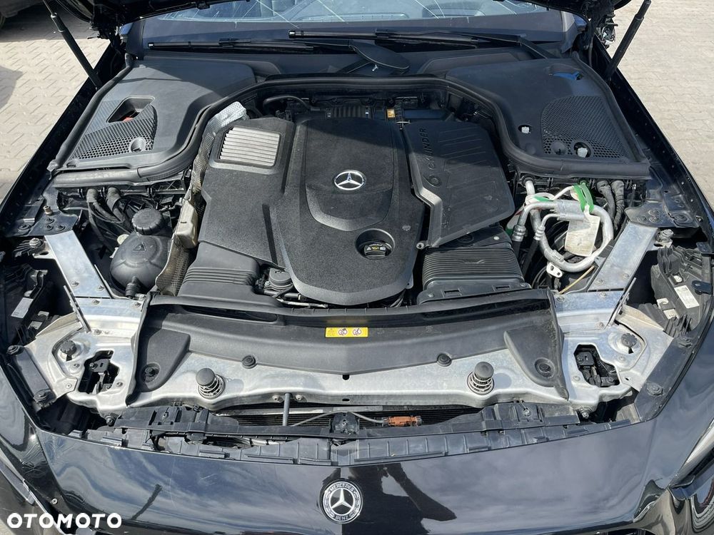 Mercedes-Benz CLS 400 d 4Matic 9G-TRONIC AMG Line - 12