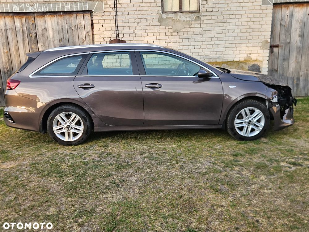 Kia Ceed 1.4 T-GDI M - 8