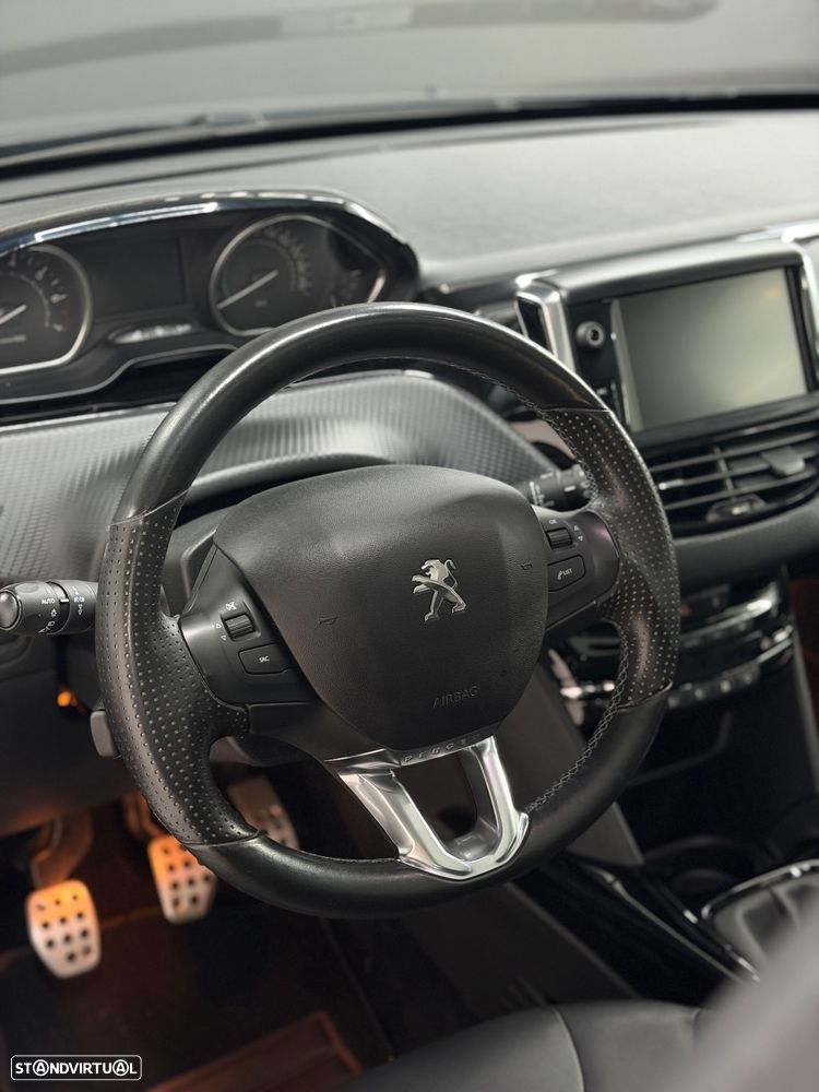 Peugeot 2008 1.2 PureTech Crossway - 15