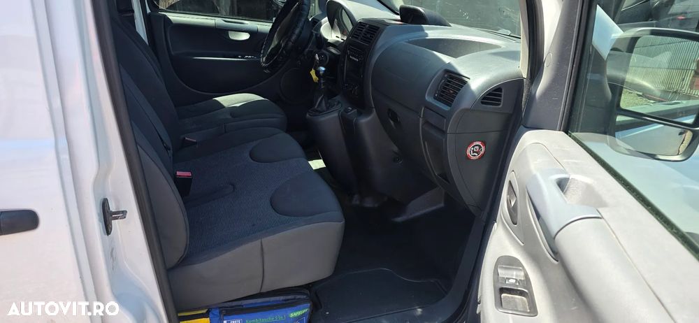 Peugeot Expert Combi L2H1 1.6 BlueHDI S&S - 9