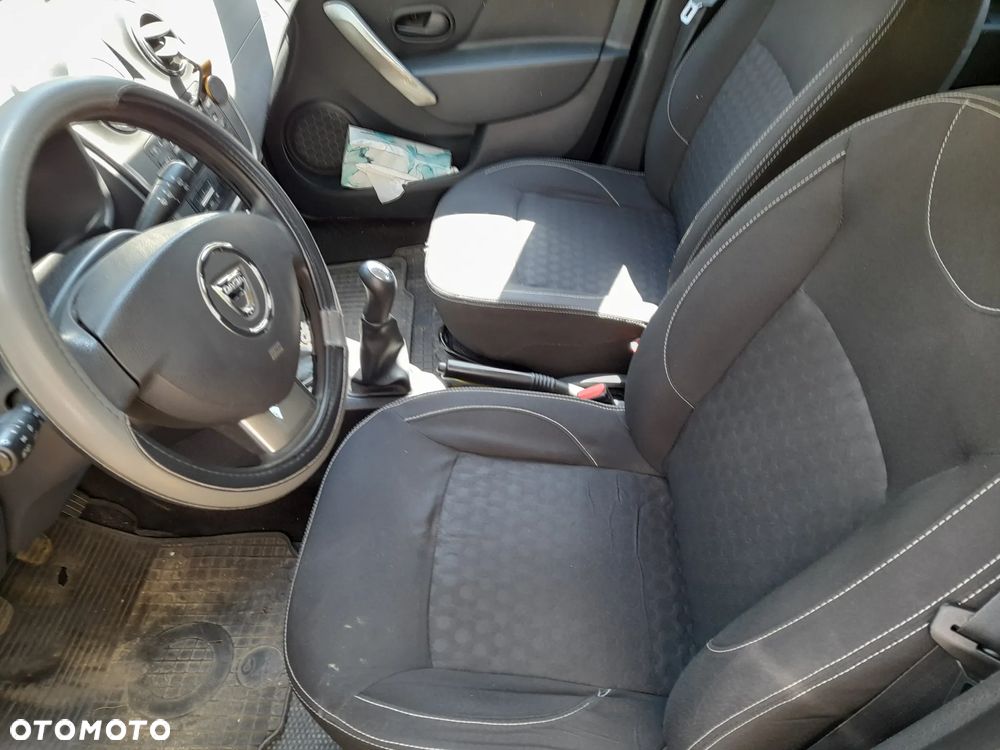 Dacia Sandero TCe 90 Celebration - 6