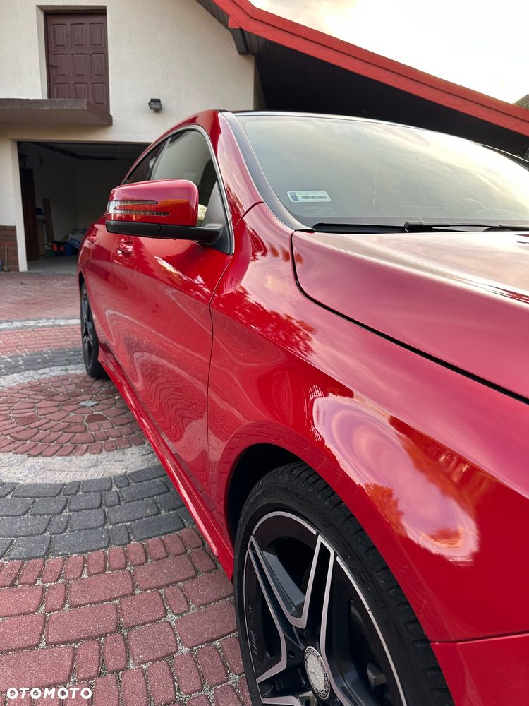 Mercedes-Benz CLA 250 4-Matic AMG Line - 13