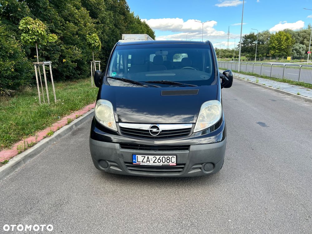 Opel Vivaro - 10