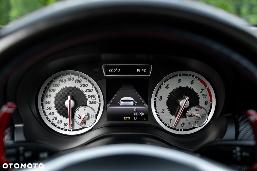 Mercedes-Benz Klasa A 250 4Matic 7G-DCT AMG Line - 39